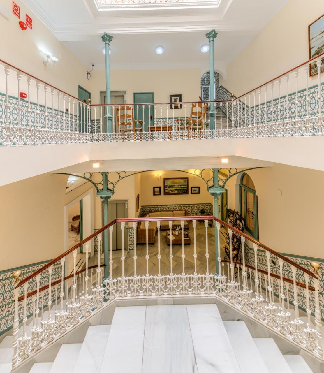 Hotel La Espanola Chipiona Esterno foto